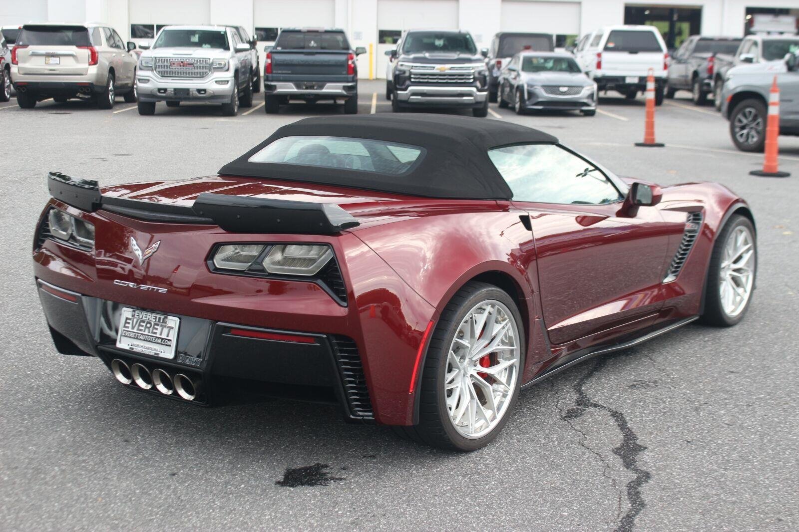 Used 2019 LONG BEACH RED METALLIC TINTCOAT Chevrolet Z06 2LZ image 7