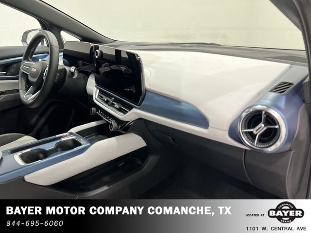 Used 2024 White Chevrolet LT image 23