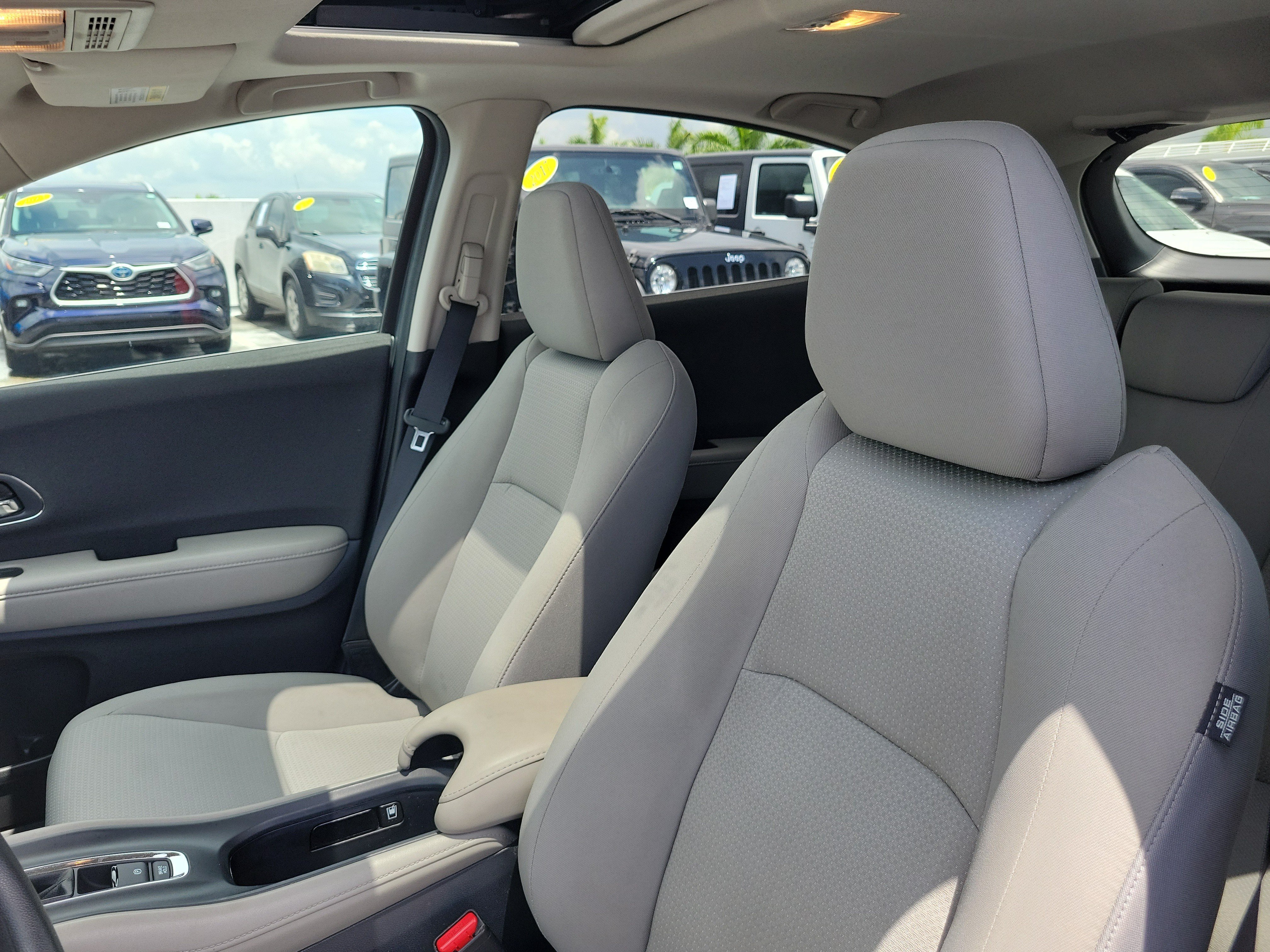 Used 2022 Silver Honda EX image 19