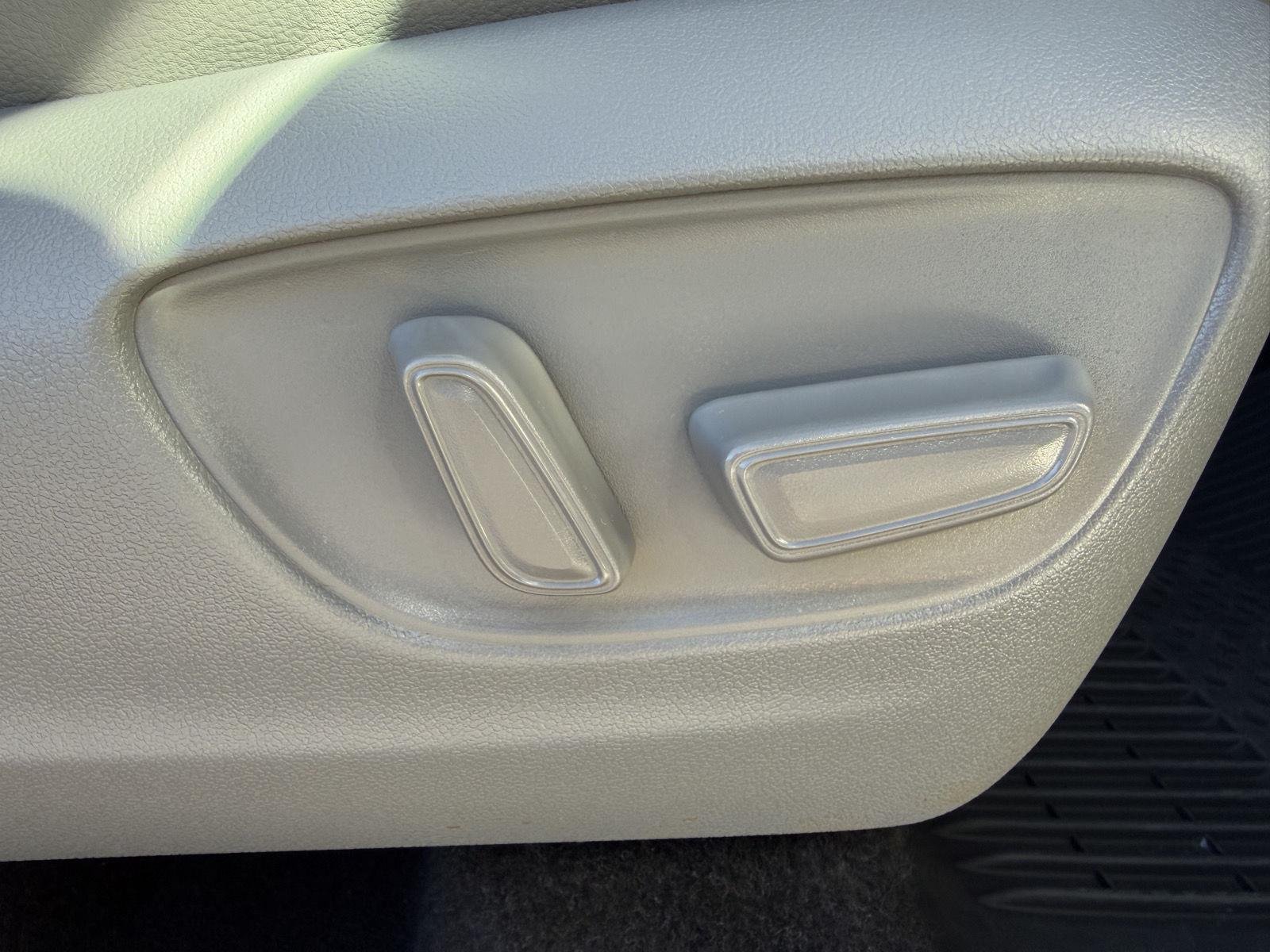 Certified Used 2026 Wind Chill Pearl Toyota XLE image 36