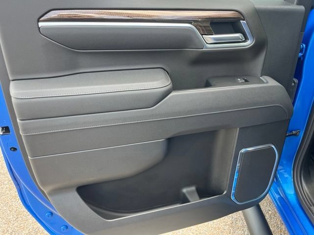 Used 2026 Riptide Blue Metallic Chevrolet RST image 25