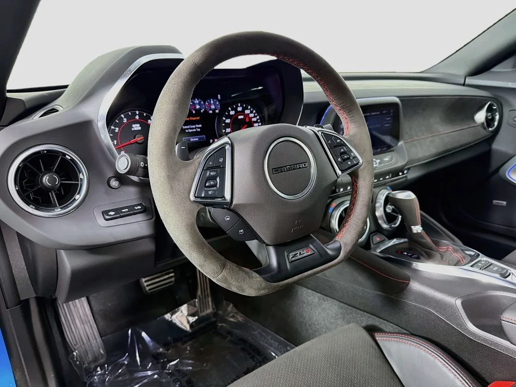 Used 2024 Blue Chevrolet ZL1 image 9