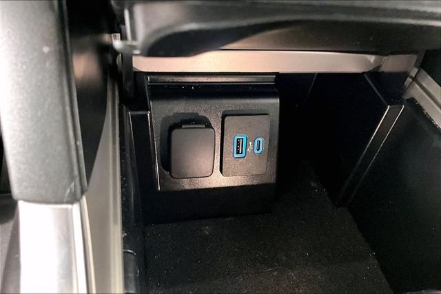 Used 2022 Gray Ford XLT image 15