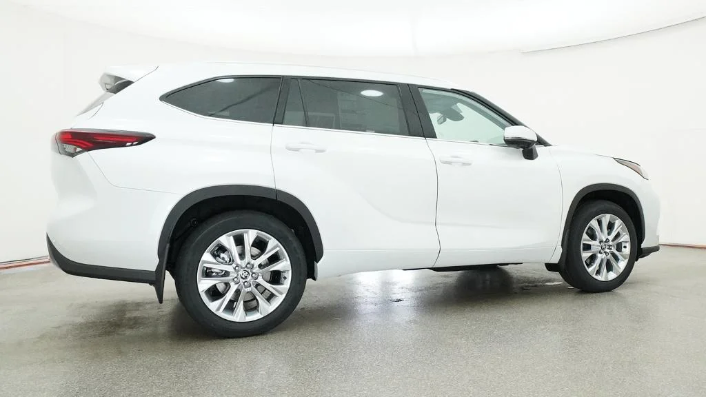 New 2026 Wind Chill Pearl Toyota Limited image 15