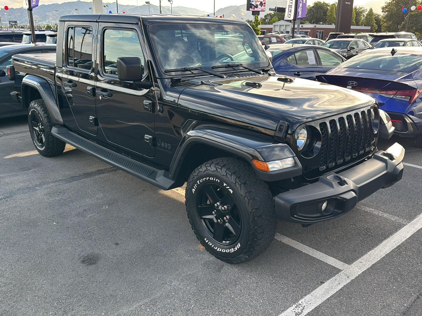2021 Jeep Gladiator California Edition's photo