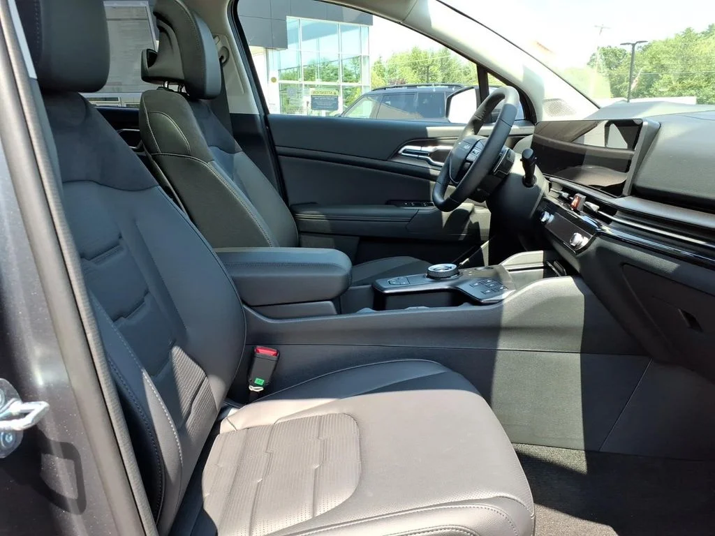 Certified Used 2027 Gray Kia SX-Prestige image 6