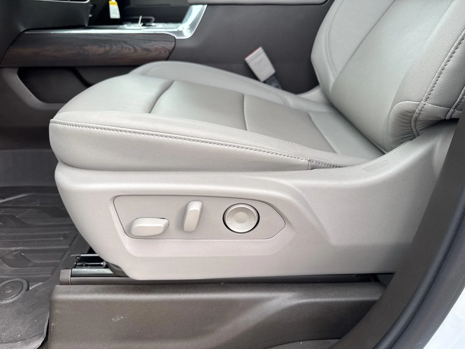 2026 GMC Sierra 2500HD SLT - Photo 12