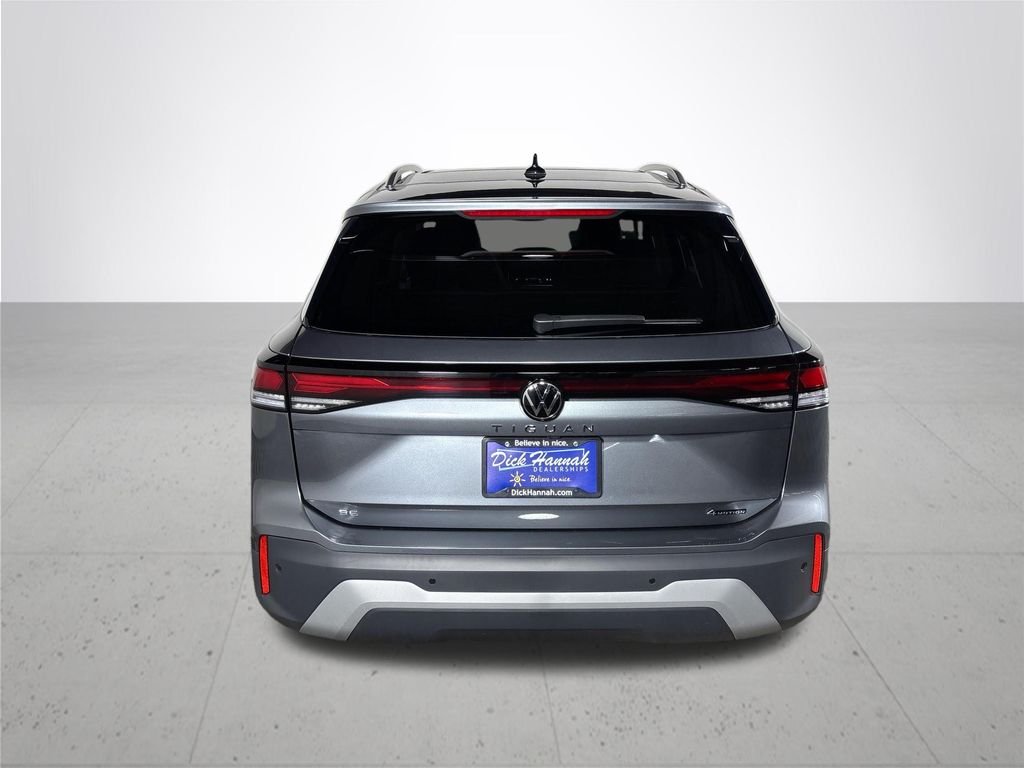 New 2026 Platinum Gray Metallic Volkswagen 2.0T SE image 7
