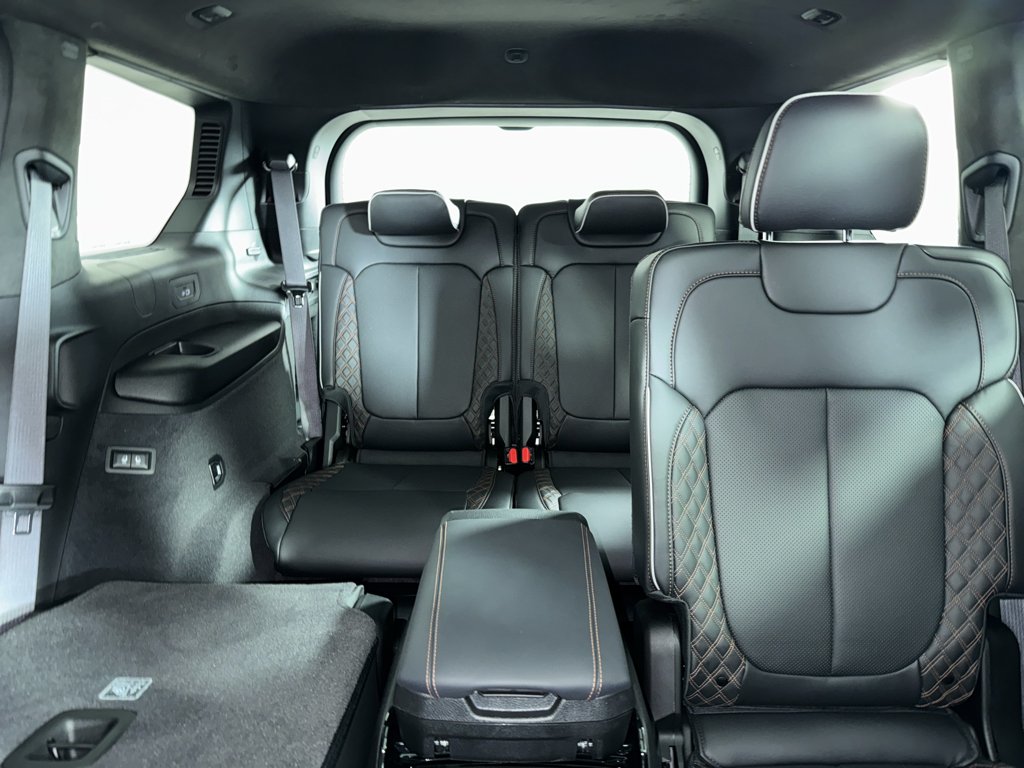New 2026 Velvet Red Pearl-Coat Exterior Paint Jeep Summit image 7