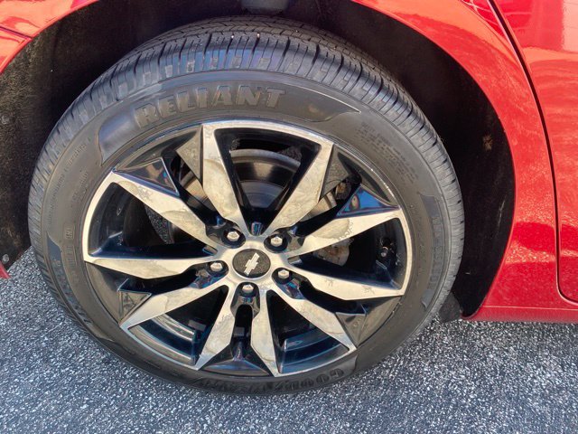 Used 2016 Red Chevrolet LT image 12