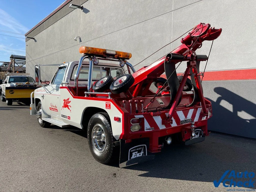 Used 1982 White Chevrolet  image 8