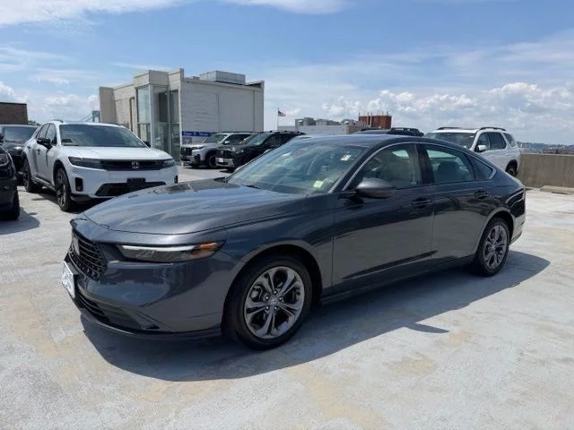 Used 2024 Gray Honda EX image 3