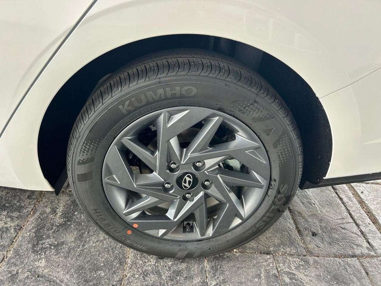 New 2026 White Hyundai Blue image 21