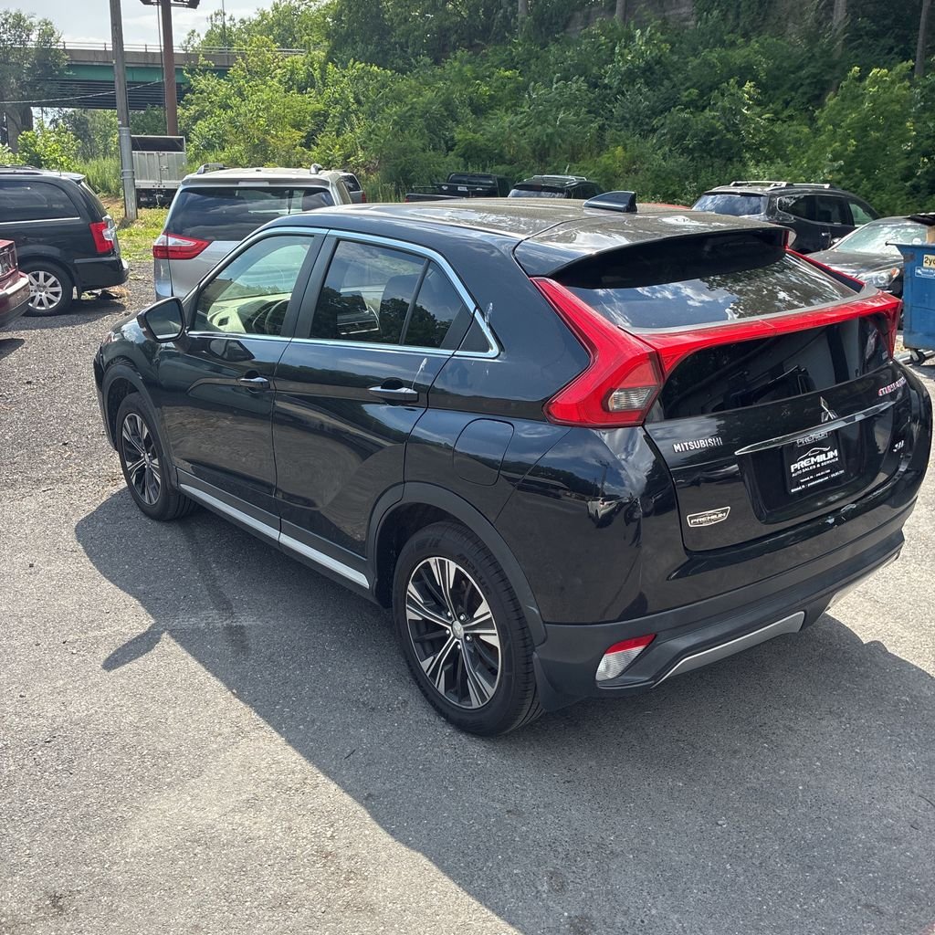 Used 2019 Black Mitsubishi SEL image 2