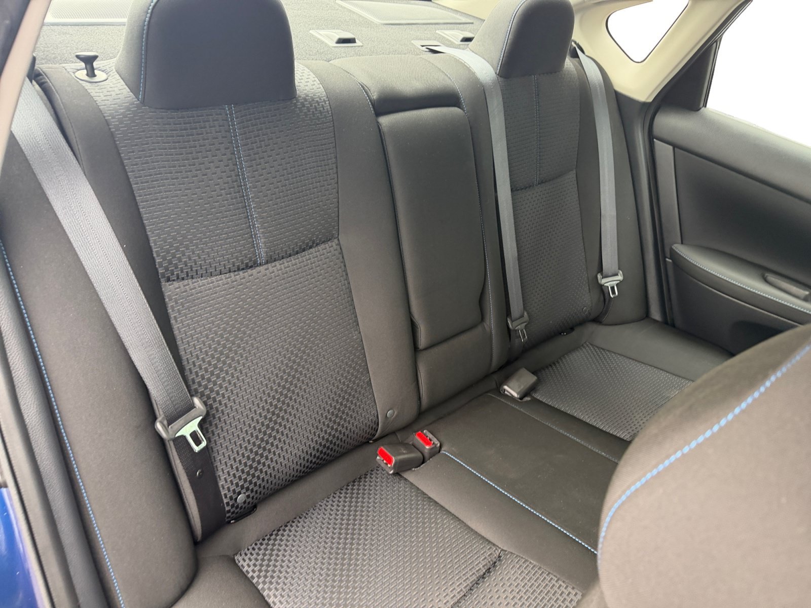 Used 2018 Deep Blue Pearl Nissan SR image 31