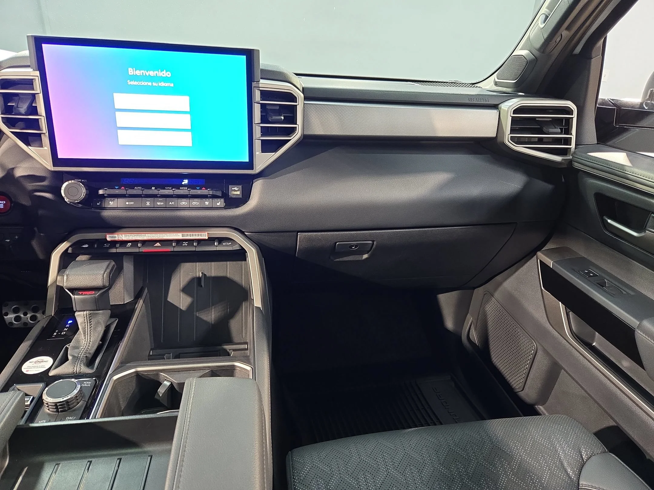 Certified Used 2025 Wind Chill Pearl Toyota Limited image 11