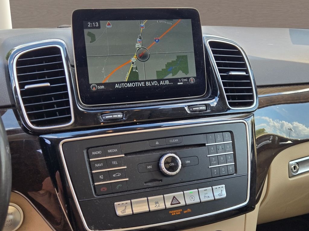 Used 2019 White Mercedes-Benz GLE 400 image 27