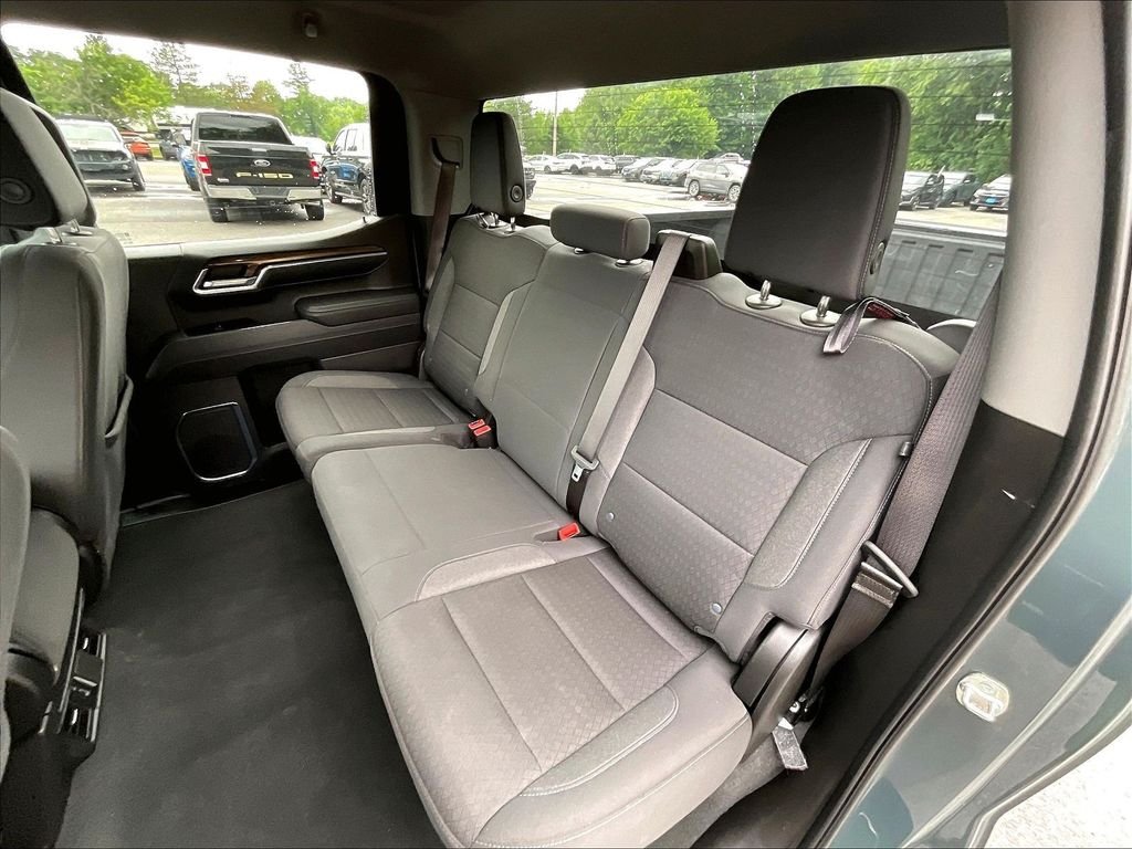 Used 2025 Gray Chevrolet LT image 25