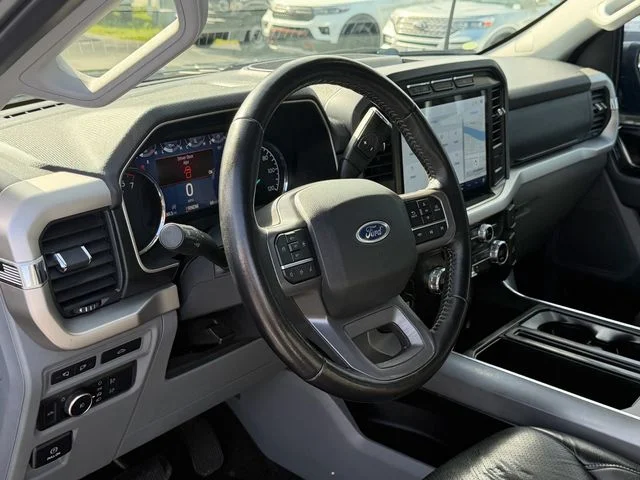Used 2021 Agate Black Metallic Ford XLT image 12