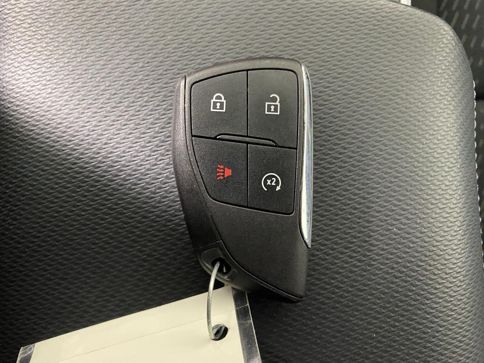 Used 2025 Lakeshore Blue Metallic Chevrolet AWD LT image 18