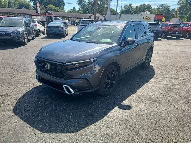 Used 2025  Honda Sport Touring image 2