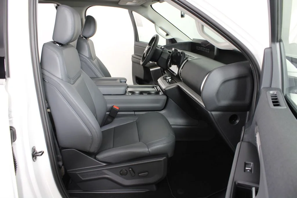 New 2026 Star White Metallic Tri-Coat Ford Active image 19