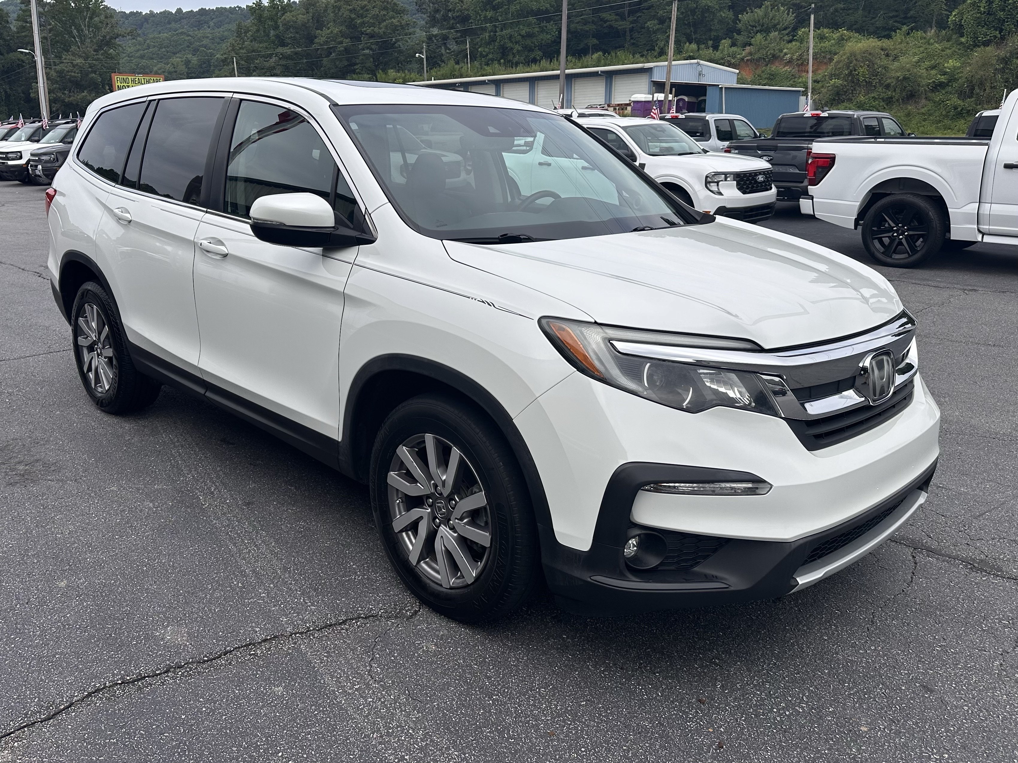 Used 2020 Platinum White Pearl Honda EX-L image 4