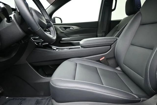 Used 2025 Beige Chevrolet LT image 26