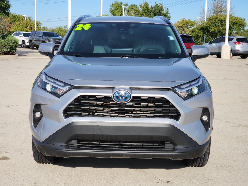 Certified Used 2024 Silver Toyota XLE Premium image 2