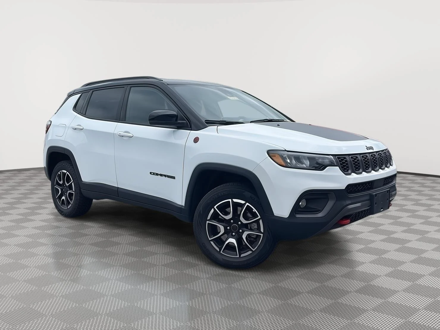 Used 2025 Bright White Clearcoat Jeep Trailhawk image 5