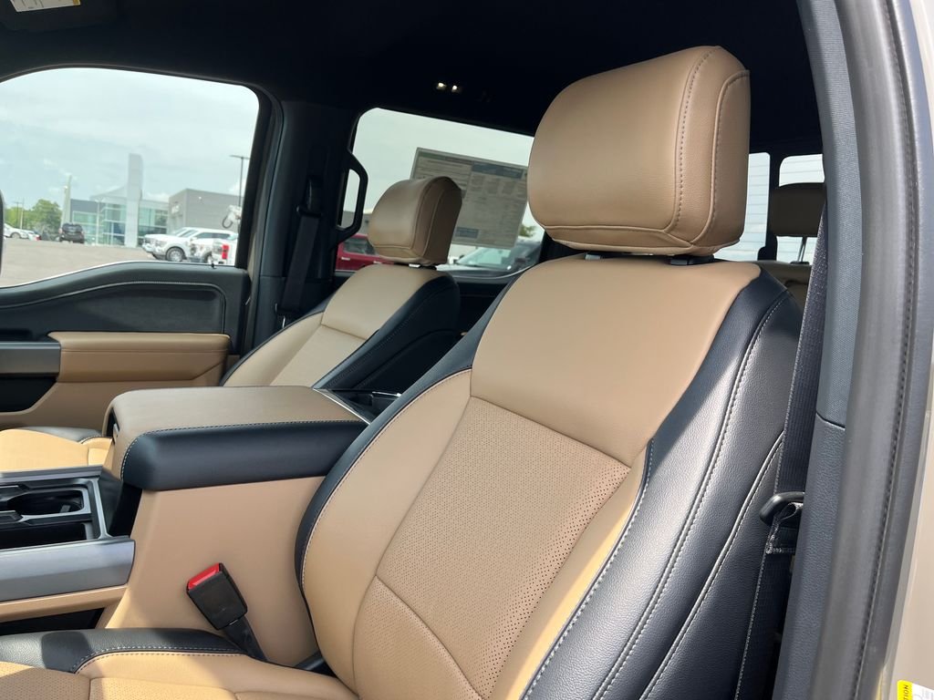 New 2026 Marsh Gray Ford F-250® Lariat® image 13
