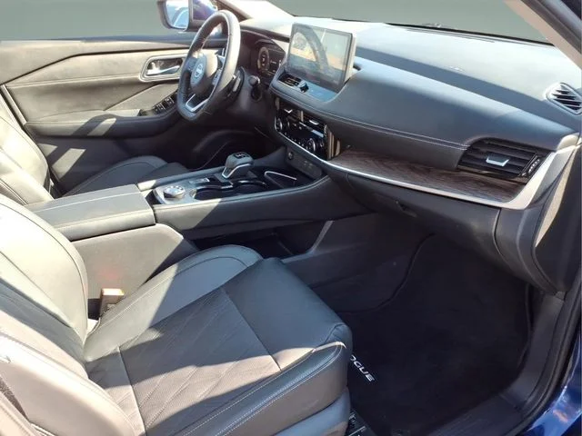 Used 2024 Blue Nissan Platinum image 20