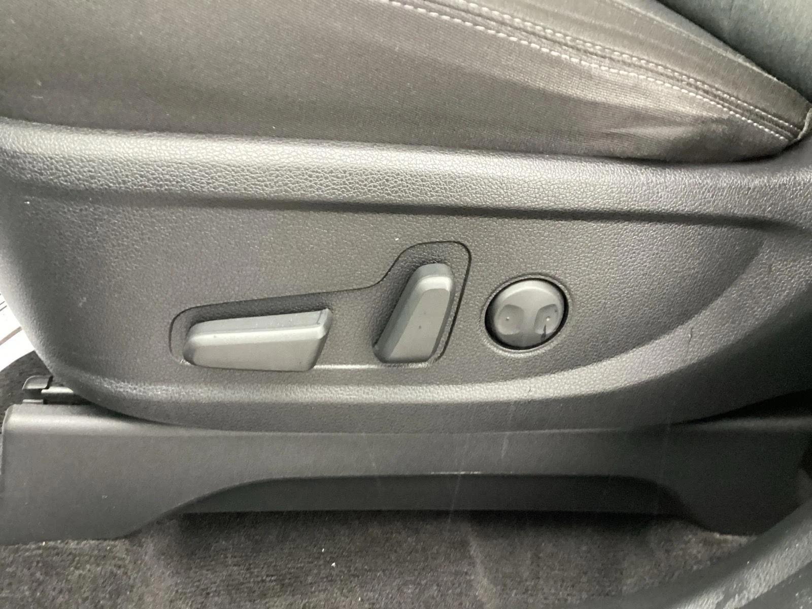 Used 2022 Steel Graphite Hyundai SEL image 18