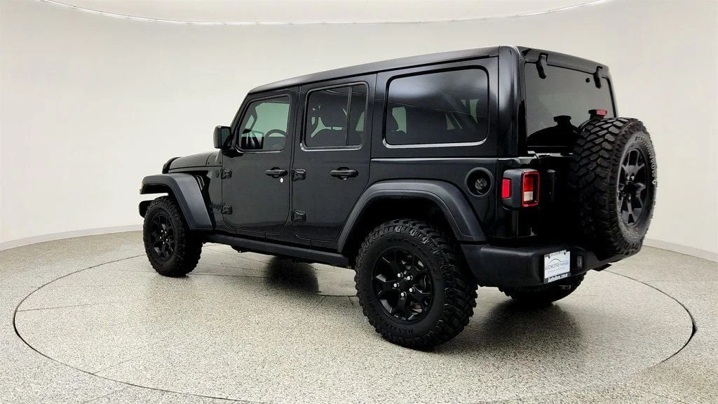 Used 2022 Black Clearcoat Jeep Unlimited Willys 4x4 w/ Sky One-Touch Top & Alpine Audio image 7