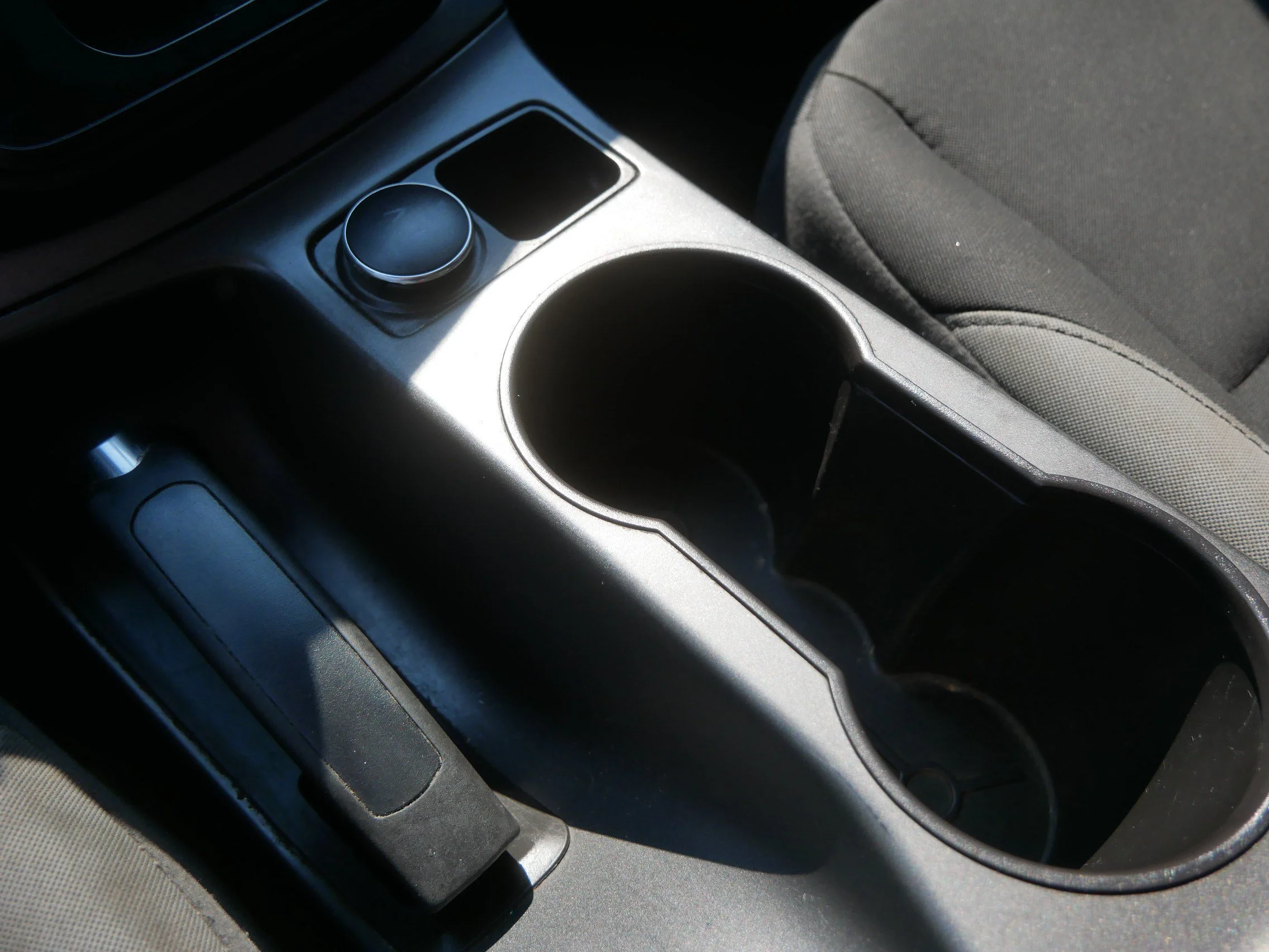 Used 2014 Sterling Gray Metallic Ford S image 26