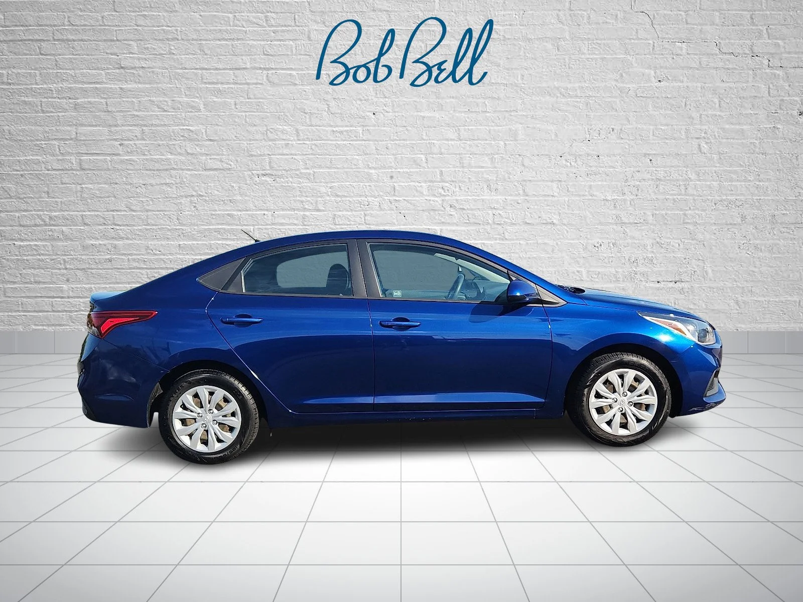 Used 2021 Blue Hyundai SE image 7