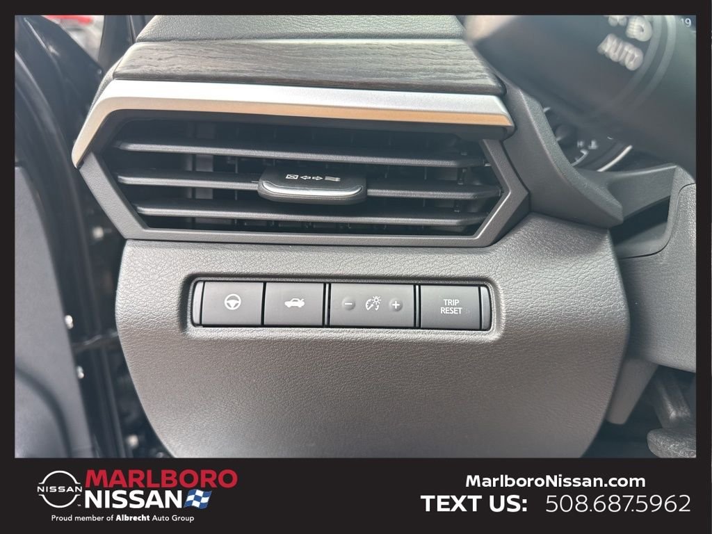 2025 Nissan Altima SV - Photo 20