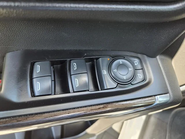 Used 2019 Summit White Chevrolet LT image 24