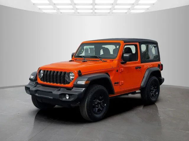 Certified Used 2025  Jeep Sport image 3