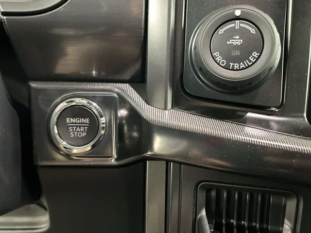 Used 2026  Ford Lariat image 13