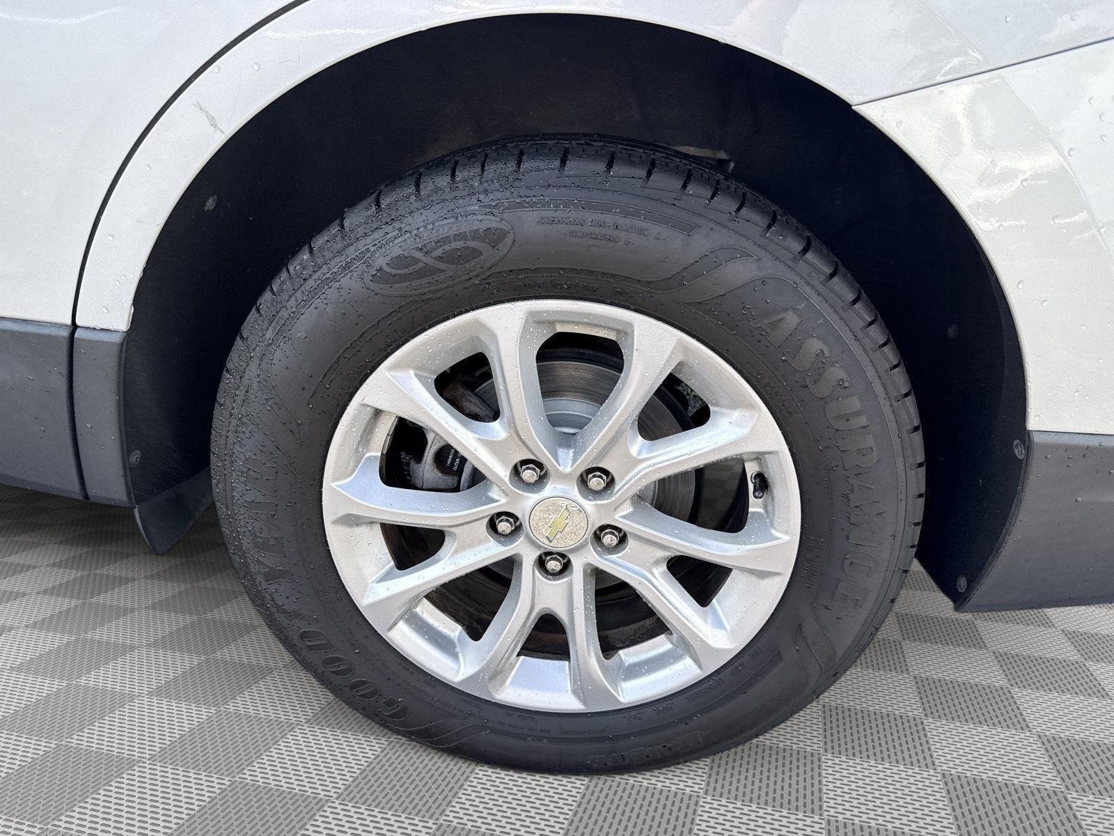 Used 2018 Silver Ice Metallic Chevrolet LS image 13