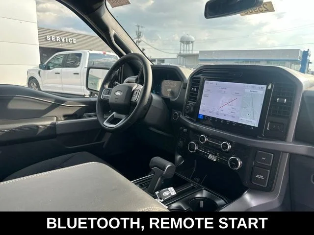 New 2026 Carbonized Gray Metallic Ford XLT image 2