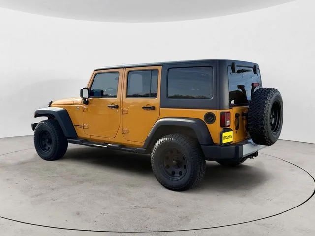 2012 Jeep Wrangler Unlimited Sahara - Photo 3