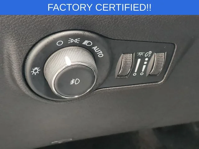 Used 2024 Gray Jeep Latitude image 15