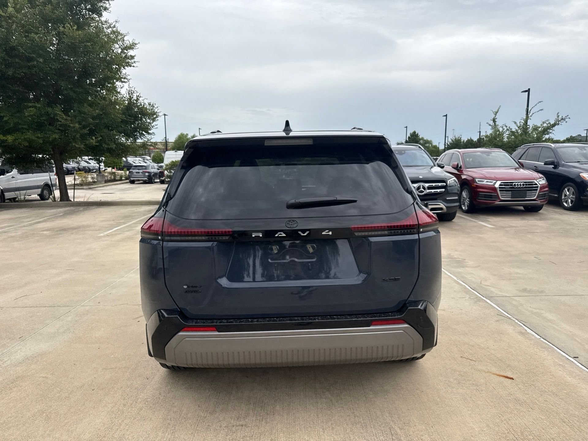 Used 2026 Cloud Toyota XSE image 5