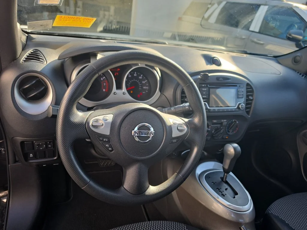 Used 2017 Black Nissan S image 12