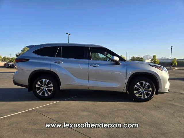 Used 2024 Silver Toyota XLE image 7