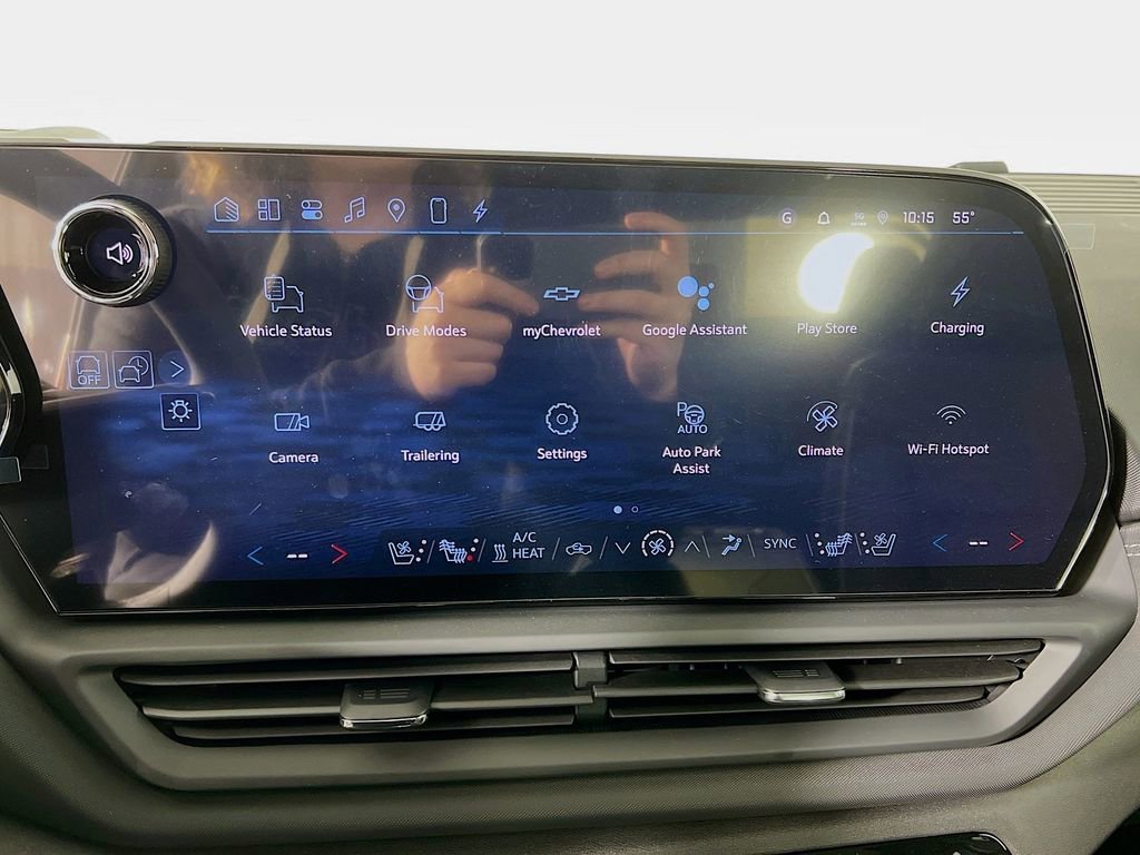 2026 Chevrolet Silverado EV LT - Photo 15