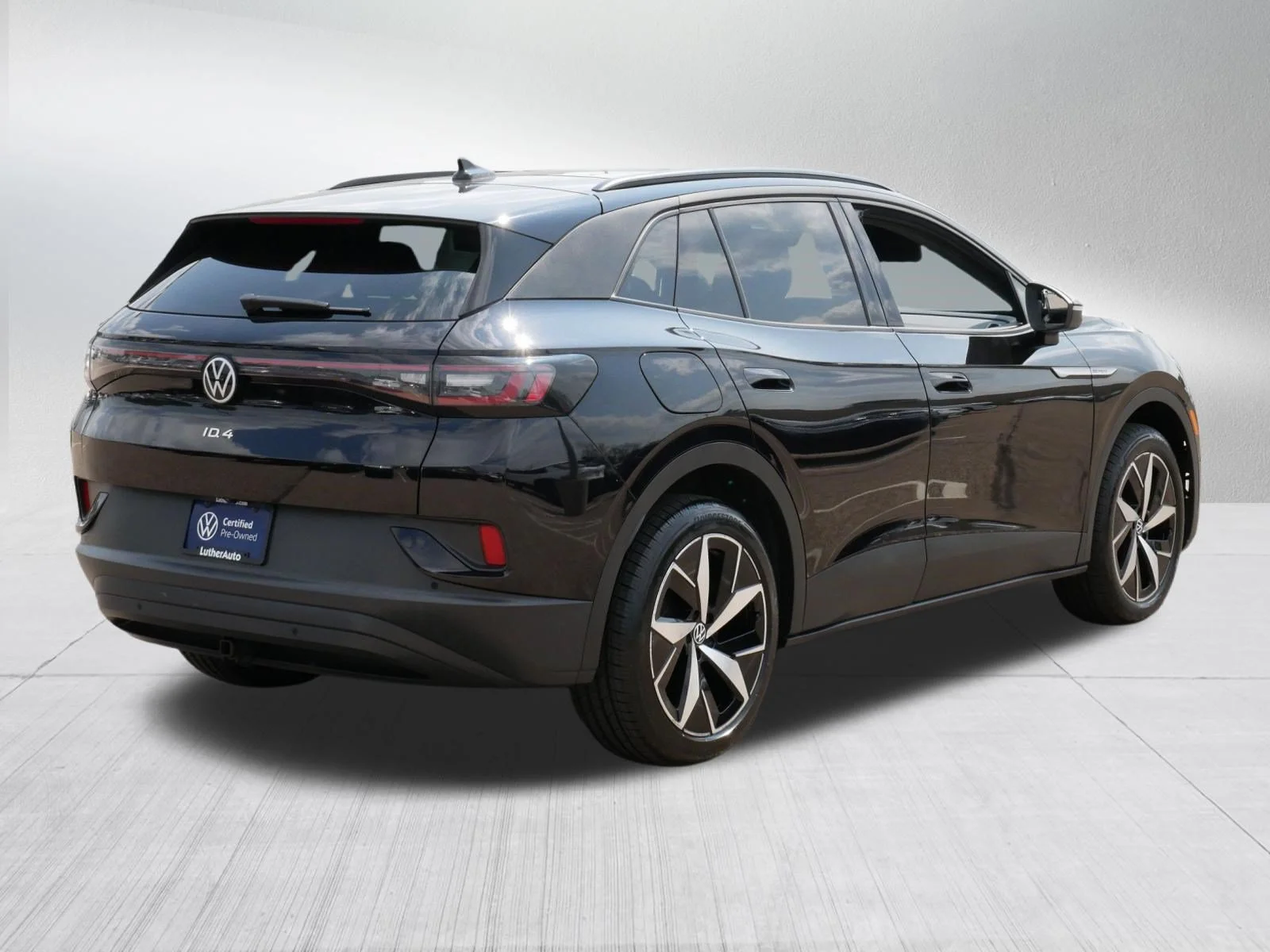 Certified Used 2023 Deep Black Pearl Volkswagen Pro S image 7