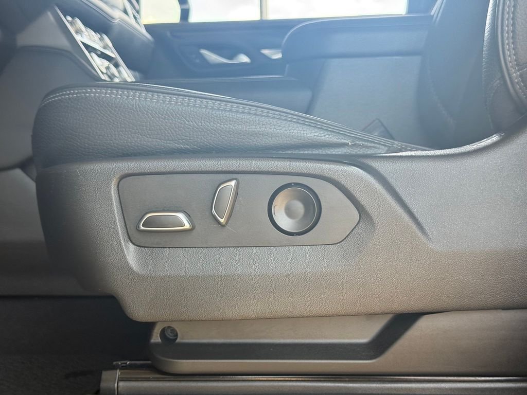 Used 2022 Black GMC Denali image 10
